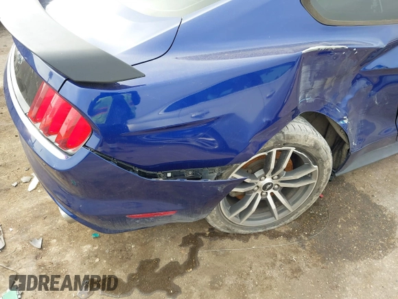 2015 Ford Mustang GT with VIN 1FA6P8CF5F5368602, listed as a IAAI auction lot 40959426 with 78,790 mi miles and . Bid and sale history available at carsss.com. Image 6.
