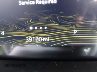 2021 Jeep Grand Cherokee Overland z VIN 1C4RJKDG7M8140271, wystawiony jako IAAI lot #41806329 z przebiegiem 39 160 mil mil oraz . Historia ofert i sprzedaży dostępna na DreamBid. Obrazek 16.
