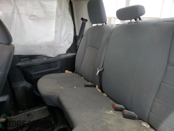 2014 Ram 1500 Express z VIN 1C6RR7KT3ES169462, wystawiony jako Copart lot #58498835 z przebiegiem Nie podano mil oraz Nie do naprawy • Non repairable. Historia ofert i sprzedaży dostępna na DreamBid. Obrazek 10.