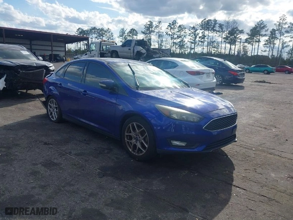 2015 Ford Focus SE with VIN 1FADP3F22FL267838, listed as a IAAI auction lot 41797395 with NaN miles. Bid and sale history available at carsss.com. Image 1.
