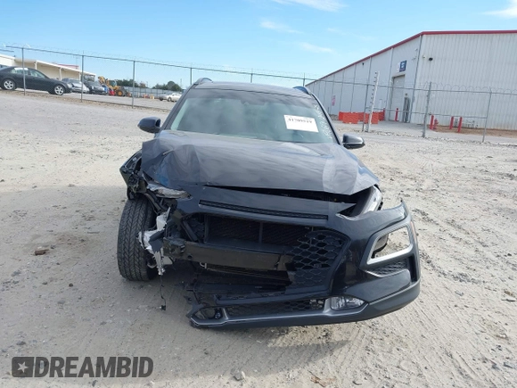 2020 Hyundai Kona SEL Plus with VIN KM8K62AA5LU419089, listed as a IAAI auction lot 41709519 with 69,707 mi miles. Bid and sale history available at carsss.com. Image 12.