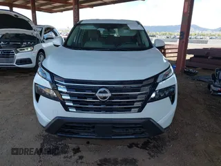 2024 Nissan Rogue SV with VIN JN8BT3BA8RW362468, listed as a IAAI auction lot 41969257 with 5,311 mi miles and . Bid and sale history available at carsss.com. Image 12.