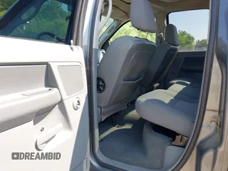 2006 Dodge 1500 SLT z VIN 1D7HU18246J168221, wystawiony jako IAAI lot #42462325 z przebiegiem 195 754 mil mil oraz . Historia ofert i sprzedaży dostępna na DreamBid. Obrazek 8.