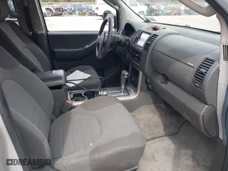 2005 Nissan Pathfinder LE with VIN 5N1AR18W65C779060, listed as a IAAI auction lot 41891214 with 192,842 mi miles. Bid and sale history available at carsss.com. Image 5.