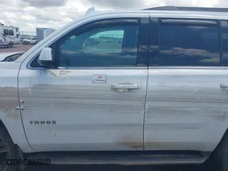 2020 Chevrolet Tahoe LT with VIN 1GNSKBKC6LR256298, listed as a IAAI auction lot 39807928 with 1 mi miles. Bid and sale history available at carsss.com. Image 12.