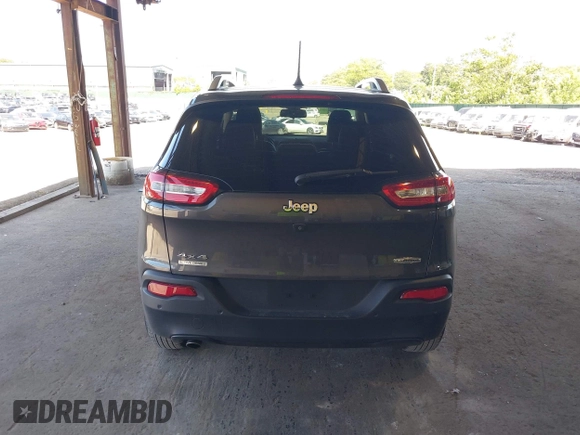 2018 Jeep Cherokee Latitude Plus with VIN 1C4PJMLB0JD512965, listed as a IAAI auction lot 42578881 with 48,290 mi miles and . Bid and sale history available at DreamBid. Image 17.