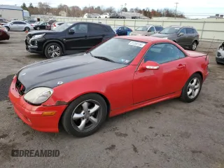 2003 Mercedes-Benz SLK 320 with VIN WDBKK65F93F271366, listed as a Copart auction lot 81280154 with 186,333 mi miles and Salvage title. Bid and sale history available at DreamBid. Image 1.