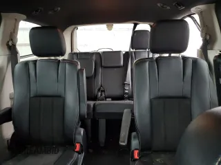 2019 Dodge Grand Caravan SXT with VIN 2C4RDGCG4KR580424, listed as a Copart auction lot 52715245 with 130,696 mi miles and Salvage Title. Bid and sale history available at DreamBid. Image 10.