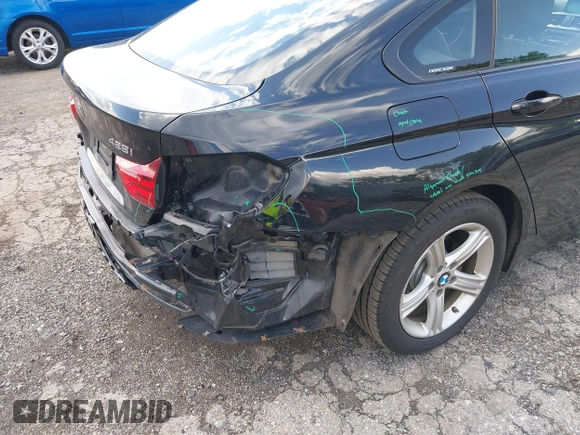 2015 BMW 4 Series 428i xDrive with VIN WBA4C9C52FD331620, listed as a IAAI auction lot 42556526 with 115,674 mi miles and . Bid and sale history available at DreamBid. Image 6.
