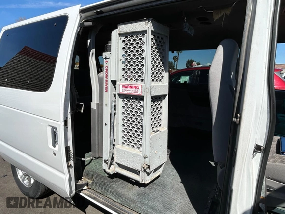 1998 Ford Econoline Cargo with VIN 1FMRE1166WHA45158, listed as a Copart auction lot 50092395 with 46,456 mi miles and Clean Title. Bid and sale history available at DreamBid. Image 6.