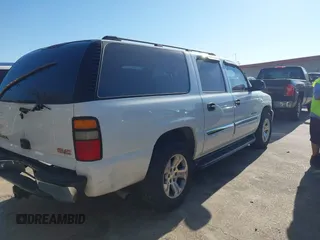 2005 GMC Yukon XL SLT with VIN 3GKEC16Z05G161433, listed as a IAAI auction lot 41484815 with 326,029 mi miles. Bid and sale history available at carsss.com. Image 4.