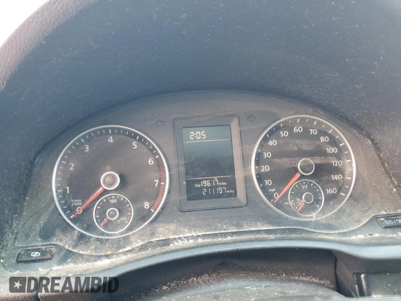 2010 Volkswagen Jetta SE with VIN 3VWRX7AJ8AM008166, listed as a Copart auction lot 53916215 with 211,197 mi miles and Clean title. Bid and sale history available at DreamBid. Image 9.