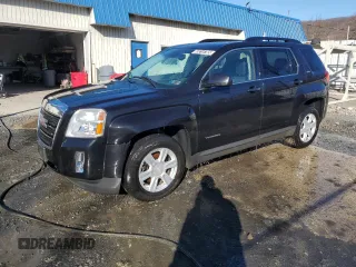 2015 GMC Terrain SLT z VIN 2GKFLXEK7F6165679, wystawiony jako Copart lot #49216785 z przebiegiem 145 284 mil mil oraz Czysty tytuł • Clean title. Historia ofert i sprzedaży dostępna na DreamBid. Obrazek 1.
