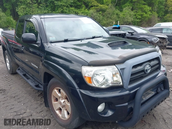 2009 Toyota Tacoma z VIN 5TEUU42N29Z595971, wystawiony jako IAAI lot #42341508 z przebiegiem 146 814 mil mil oraz . Historia ofert i sprzedaży dostępna na DreamBid. Obrazek 1.