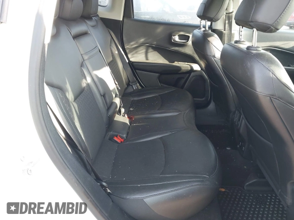 2019 Jeep Compass Altitude z VIN 3C4NJDBB0KT629952, wystawiony jako IAAI lot #41913931 z przebiegiem 78 054 mil mil oraz . Historia ofert i sprzedaży dostępna na DreamBid. Obrazek 8.