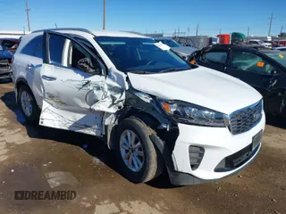2020 Kia Sorento LX with VIN 5XYPG4A3XLG644551, listed as a IAAI auction lot 41285545 with 62,439 mi miles. Bid and sale history available at carsss.com. Image 1.