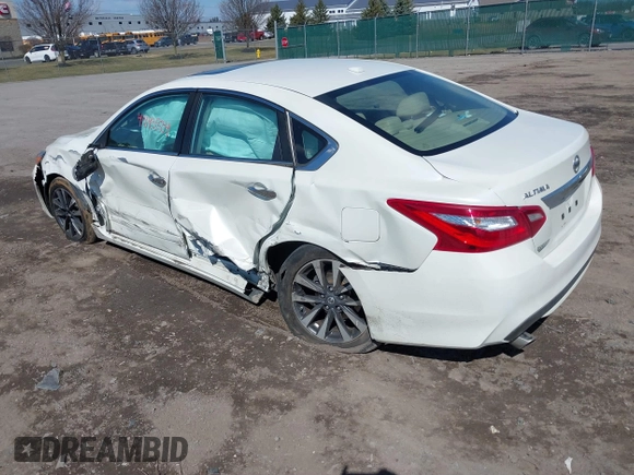 2016 Nissan Altima SR with VIN 1N4AL3AP7GC149531, listed as a IAAI auction lot 41893524 with 48,058 mi miles and . Bid and sale history available at carsss.com. Image 3.