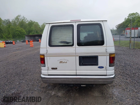 1994 Ford Econoline Cargo с VIN 1FDEE14N3RHA79838, выставлен на аукционе IAAI как лот 42207281 с пробегом Не указан миль и . История ставок и продаж доступна на DreamBid. Изображение 15.