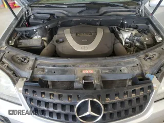 2006 Mercedes-Benz M 350 with VIN 4JGBB86E06A063702, listed as a Copart auction lot 49534645 with 131,073 mi miles and Clean Title. Bid and sale history available at DreamBid. Image 12.