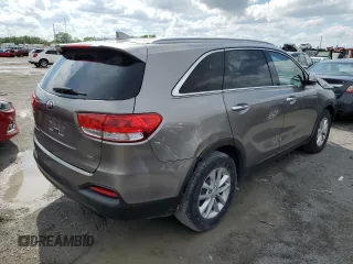 2016 Kia Sorento LX with VIN 5XYPG4A37GG035701, listed as a Copart auction lot 52656154 with 148,564 mi miles and Salvage Title. Bid and sale history available at carsss.com. Image 3.