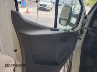 2023 Ford Transit Cargo с VIN 1FTBR1X81PKB13549, выставлен на аукционе IAAI как лот 42556081 с пробегом 68 225 миль миль и . История ставок и продаж доступна на DreamBid. Изображение 10.