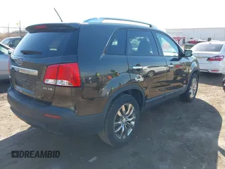 2011 Kia Sorento EX with VIN 5XYKUDA28BG164663, listed as a IAAI auction lot 41984131 with 1 mi miles. Bid and sale history available at carsss.com. Image 4.