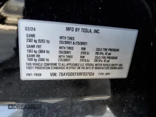 2024 Tesla Model Y Performance z VIN 7SAYGDEFXRF037934, wystawiony jako Copart lot #52126255 z przebiegiem 27 366 mil mil oraz Szkoda całkowita • Salvage title. Historia ofert i sprzedaży dostępna na DreamBid. Obrazek 12.
