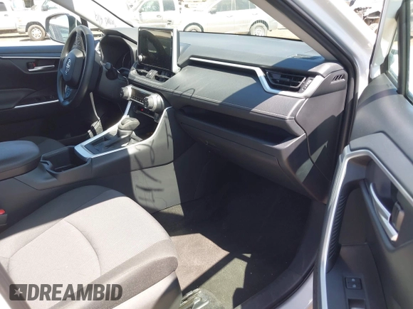 2025 Toyota RAV4 XLE with VIN 2T3W1RFV8SW374059, listed as a IAAI auction lot 42121740 with 7,228 mi miles. Bid and sale history available at carsss.com. Image 5.