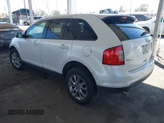 2013 Ford Edge SEL with VIN 2FMDK3JC8DBE38111, listed as a IAAI auction lot 41878339 with 109,240 mi miles. Bid and sale history available at carsss.com. Image 3.