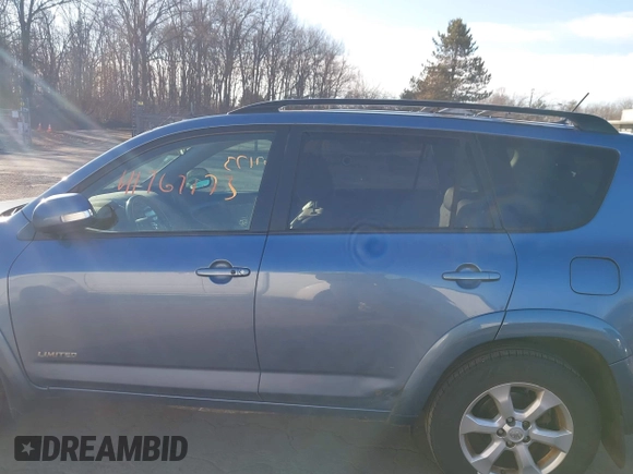 2009 Toyota RAV4 Ltd with VIN JTMBK31V095083931, listed as a IAAI auction lot 41767173 with 310,556 mi miles. Bid and sale history available at carsss.com. Image 14.