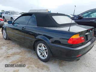 2004 BMW 3 Series 325Ci with VIN WBABW33414PL25483, listed as a IAAI auction lot 40604293 with 1 mi miles. Bid and sale history available at carsss.com. Image 3.