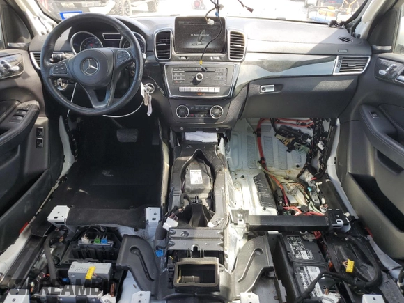 2017 Mercedes-Benz GLS 450 with VIN 4JGDF6EE3HA856174, listed as a Copart auction lot 44294194 with 107,539 mi miles and Non Repairable. Bid and sale history available at DreamBid. Image 8.