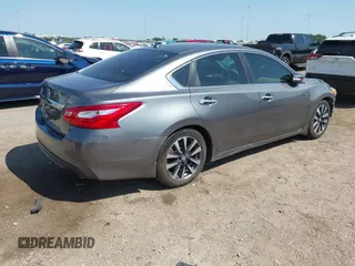 2016 Nissan Altima SR z VIN 1N4AL3AP5GC121498, wystawiony jako IAAI lot #41965883 z przebiegiem 128 381 mil mil oraz . Historia ofert i sprzedaży dostępna na DreamBid. Obrazek 4.