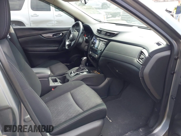 2017 Nissan Rogue SL z VIN JN8AT2MV7HW025973, wystawiony jako IAAI lot #42000657 z przebiegiem 131 762 mil mil oraz . Historia ofert i sprzedaży dostępna na DreamBid. Obrazek 5.