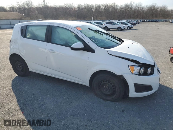 2016 Chevrolet Sonic LS z VIN 1G1JA6SG6G4151340, wystawiony jako Copart lot #50877315 z przebiegiem 117 210 mil mil oraz Szkoda całkowita • Salvage title. Historia ofert i sprzedaży dostępna na DreamBid. Obrazek 4.