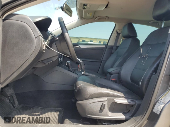 2013 Volkswagen Jetta SE with VIN 3VWDX7AJ8DM262510, listed as a Copart auction lot 51380935 with 176,064 mi miles and Clean title. Bid and sale history available at DreamBid. Image 7.