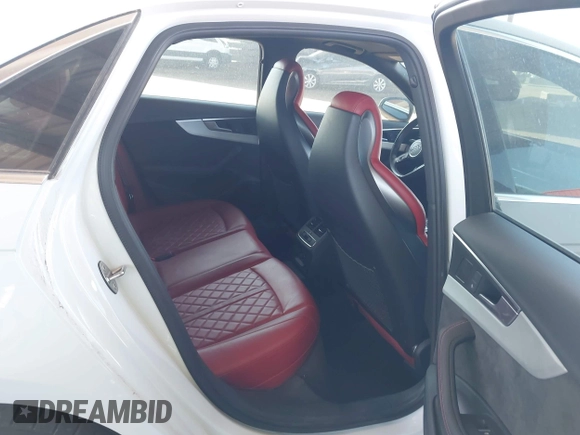 2018 Audi S4 Prestige z VIN WAUC4AF49JA019401, wystawiony jako IAAI lot #42143099 z przebiegiem 50 206 mil mil oraz . Historia ofert i sprzedaży dostępna na DreamBid. Obrazek 8.