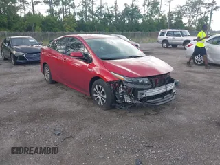 2020 Toyota Prius LE z VIN JTDKARFP8L3121795, wystawiony jako IAAI lot #42784461 z przebiegiem 219 011 mil mil oraz . Historia ofert i sprzedaży dostępna na DreamBid. Obrazek 1.