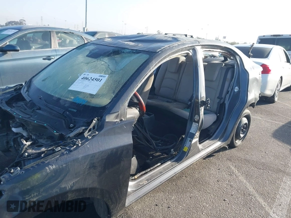 2019 Toyota Yaris L с VIN 3MYDLBYV4KY526887, выставлен на аукционе IAAI как лот 40624501 с пробегом Не указан миль и . История ставок и продаж доступна на DreamBid. Изображение 6.