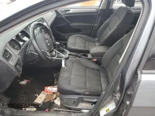 2016 Volkswagen Golf TSI SE z VIN 3VW217AU6GM043584, wystawiony jako Copart lot #51722765 z przebiegiem Nie podano mil oraz Czysty tytuł • Clean title. Historia ofert i sprzedaży dostępna na DreamBid. Obrazek 7.