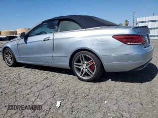 2014 Mercedes-Benz E 350 with VIN WDDKK5KF3EF244172, listed as a Copart auction lot 49209715 with 61,163 mi miles and Salvage Title. Bid and sale history available at DreamBid. Image 2.
