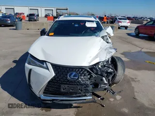 2020 Lexus UX 250h with VIN JTHP9JBH4L2024838, listed as a IAAI auction lot 41479996 with 72,259 mi miles and . Bid and sale history available at DreamBid. Image 12.