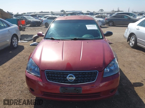 2005 Nissan Altima 2.5 S with VIN 1N4AL11D75N405954, listed as a IAAI auction lot 41643379 with 228,084 mi miles. Bid and sale history available at carsss.com. Image 13.