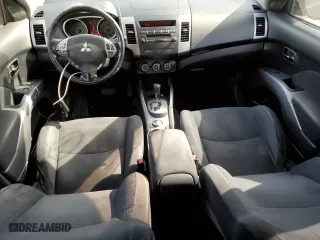 2009 Mitsubishi Outlander XLS with VIN JA4MT31X29Z607283, listed as a Copart auction lot 48466785 with 300,893 mi miles and Clean Title. Bid and sale history available at carsss.com. Image 8.