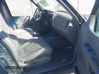 1997 Mercury Mountaineer z VIN 4M2DU55P2VUJ38223, wystawiony jako IAAI lot #42193880 z przebiegiem 220 694 mil mil oraz . Historia ofert i sprzedaży dostępna na DreamBid. Obrazek 5.
