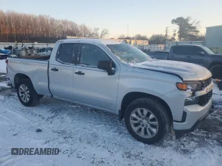 2019 Chevrolet Silverado 1500 Custom with VIN 1GCRYBEH7KZ416040, listed as a Copart auction lot 89001255 with 84,320 mi miles and Salvage Title. Bid and sale history available at DreamBid. Image 4.