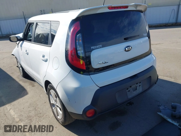 2015 Kia Soul with VIN KNDJN2A29F7142929, listed as a IAAI auction lot 41901611 with Not Provided miles and . Bid and sale history available at DreamBid. Image 3.