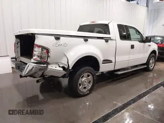 2004 Ford F-150 XLT z VIN 1FTPX04514KB70491, wystawiony jako IAAI lot #41320139 z przebiegiem 131 891 mil mil oraz . Historia ofert i sprzedaży dostępna na DreamBid. Obrazek 4.