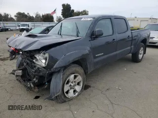 2005 Toyota Tacoma PreRunner with VIN 5TEKU72N05Z013644, listed as a Copart auction lot 45429775 with 254,291 mi miles and Salvage Title. Bid and sale history available at carsss.com. Image 1.