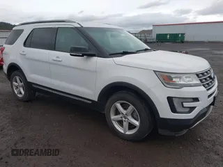 2016 Ford Explorer XLT with VIN 1FM5K8D86GGB65725, listed as a IAAI auction lot 41857272 with 91,410 mi miles. Bid and sale history available at carsss.com. Image 1.